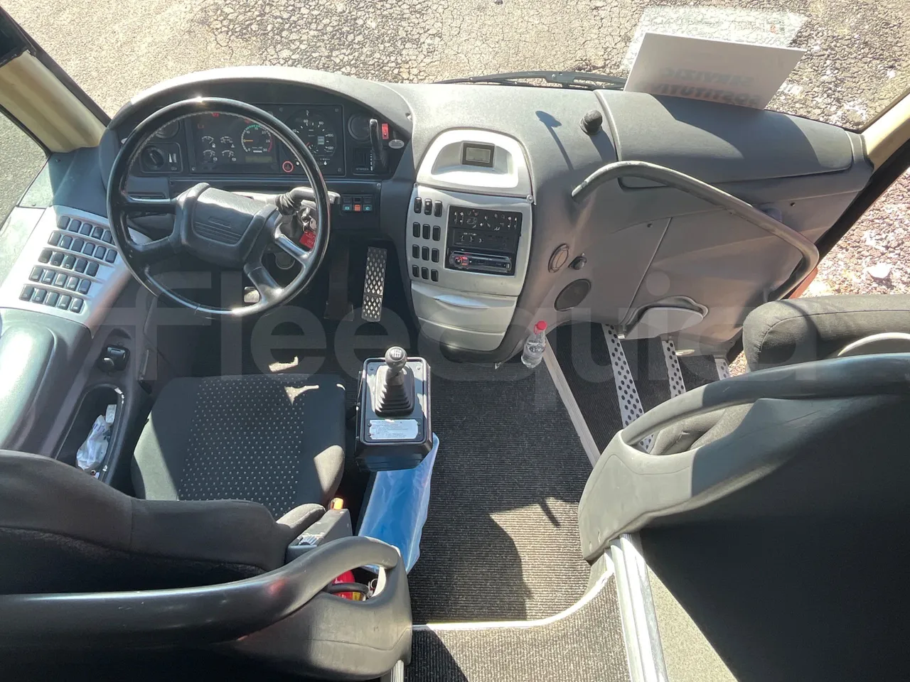 Scania 114B4X2 K114B4X2 - Euro3 - 280 kW - 12.920mt - buttons panels on
