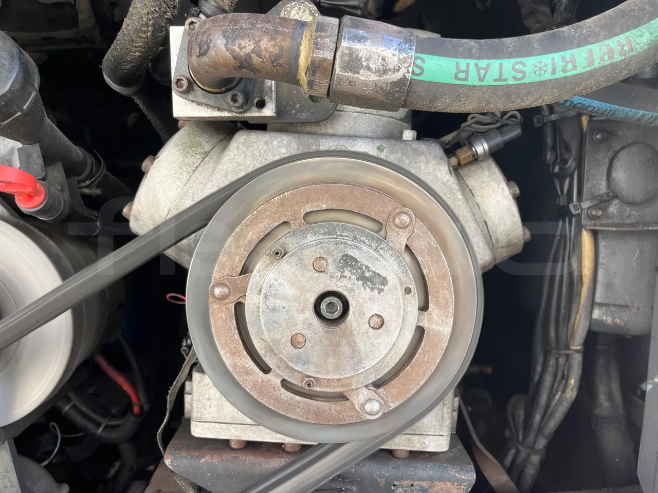 Scania 114B4X2 K114B4X2 - Euro3 - 280 kW - 12.920mt - air conditioning compressor