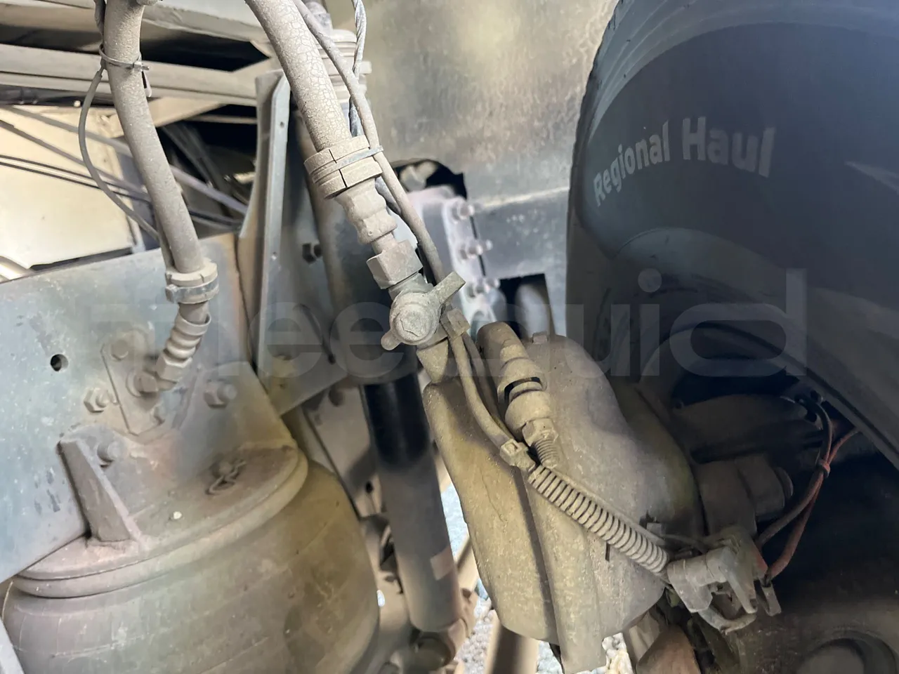 Scania 114B4X2 K114B4X2 - Euro3 - 280 kW - 12.920mt - front brake calipers left
