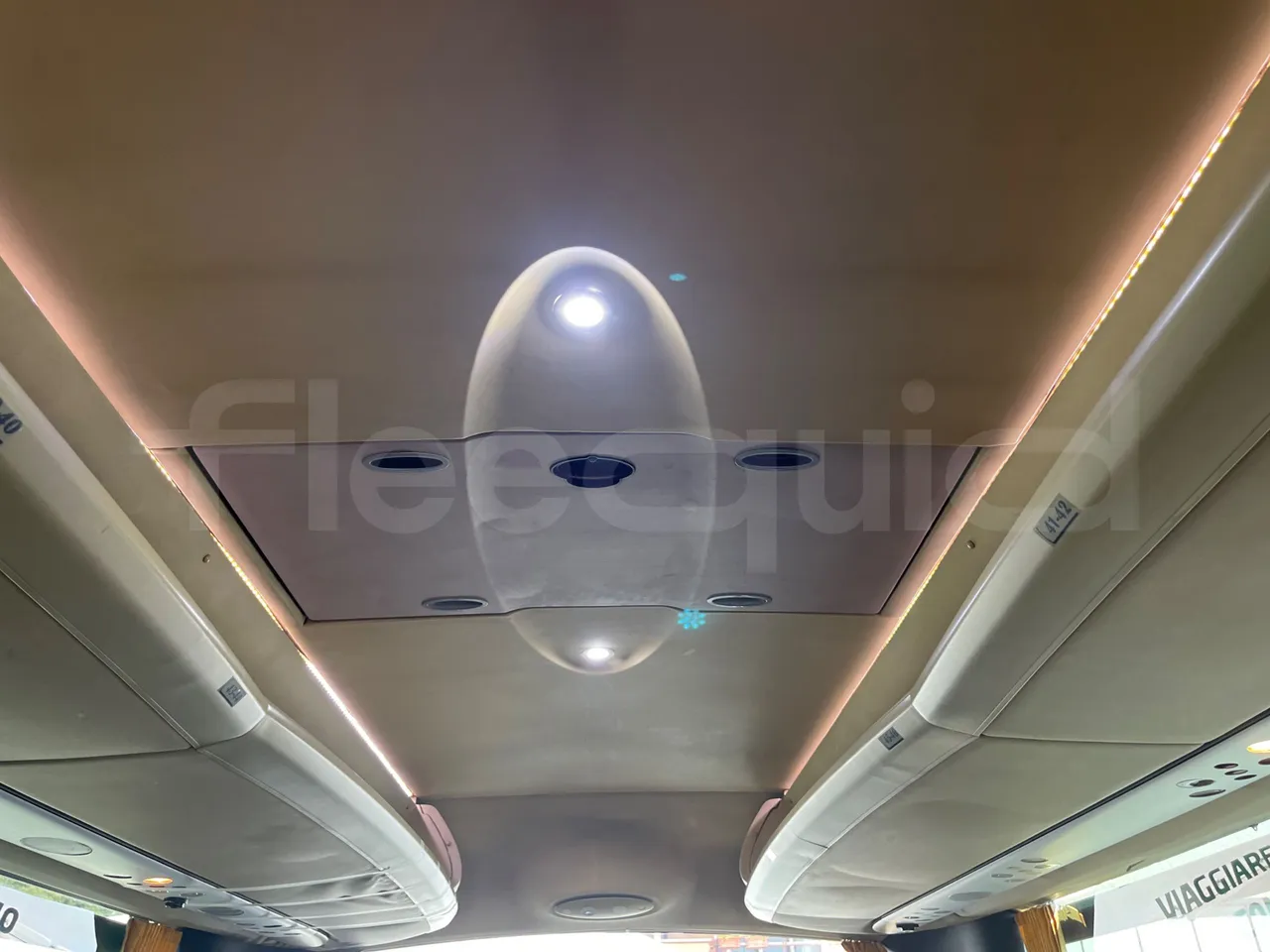Scania 114B4X2 K114B4X2 - Euro3 - 280 kW - 12.920mt - roof hatch 1