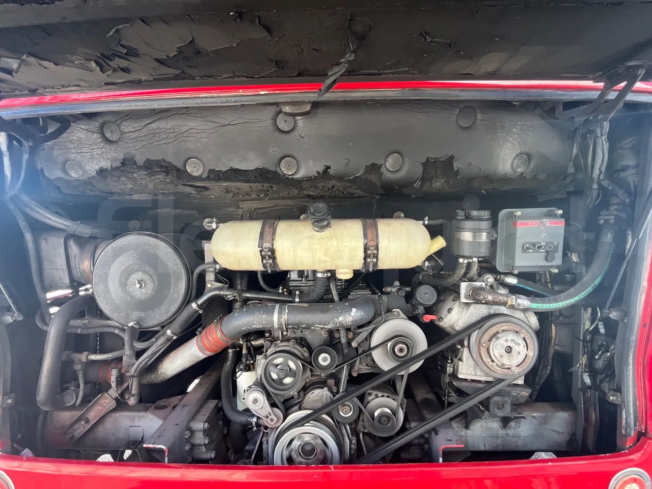 Scania 114B4X2 K114B4X2 - Euro3 - 280 kW - 12.920mt - rear hatch open