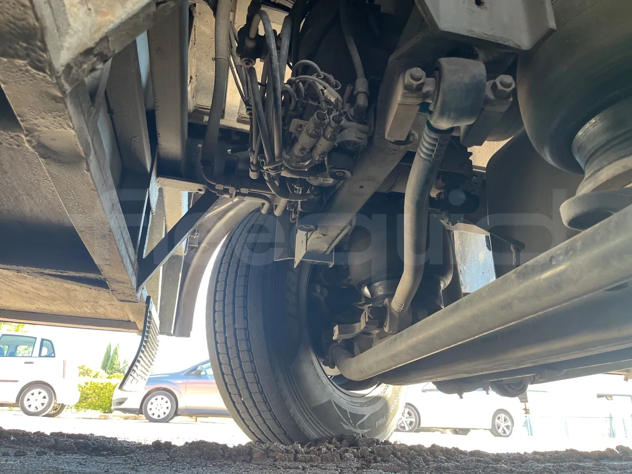Scania 114B4X2 K114B4X2 - Euro3 - 280 kW - 12.920mt - front axle left side