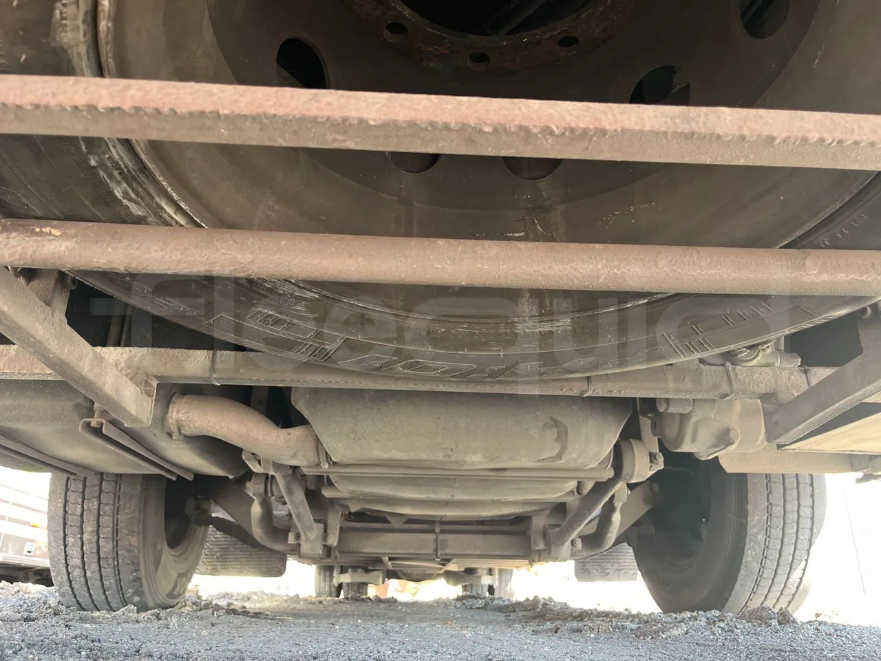 Scania 114B4X2 K114B4X2 - Euro3 - 280 kW - 12.920mt - front undercarriage from front