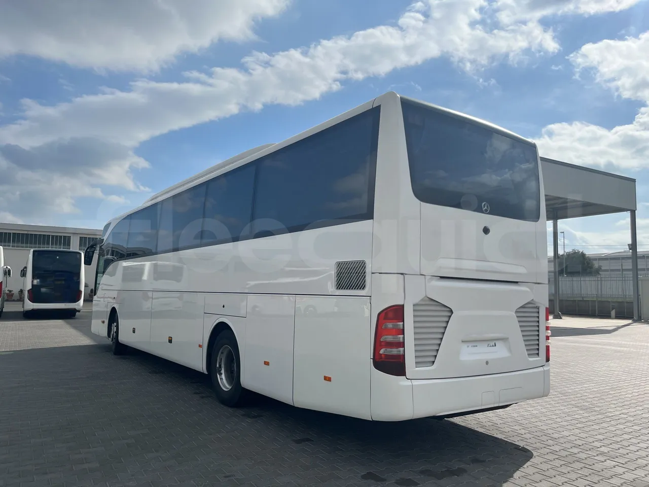 Mercedes-Benz Tourismo - 3/4 Rear Left Side