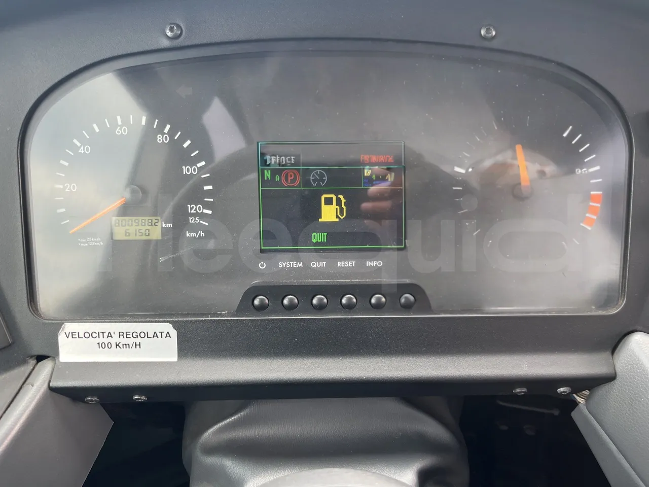 Mercedes-Benz Tourismo - Dashboard Engine On