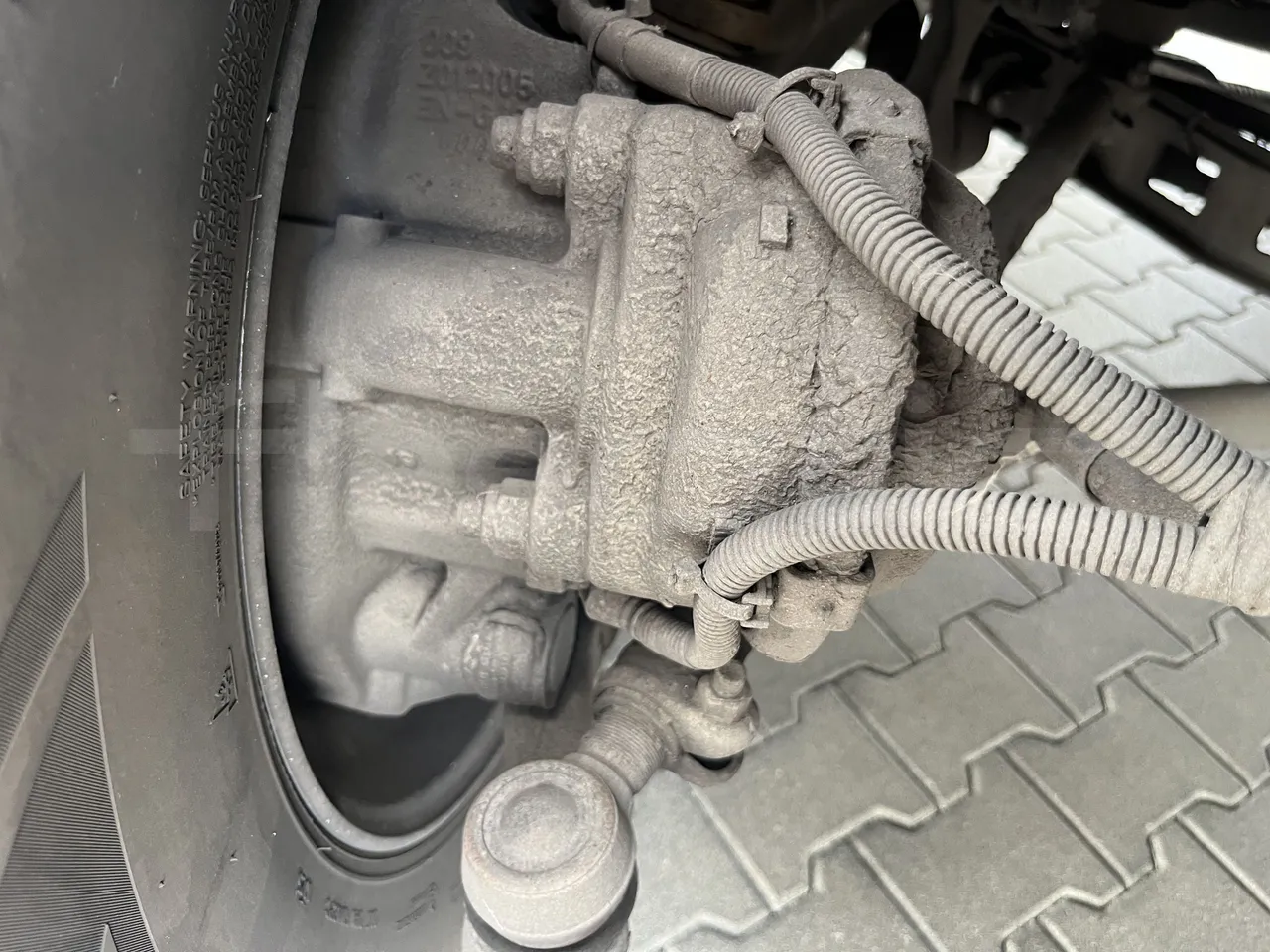 Mercedes-Benz Tourismo - First Axle Brake Calipers Right Side