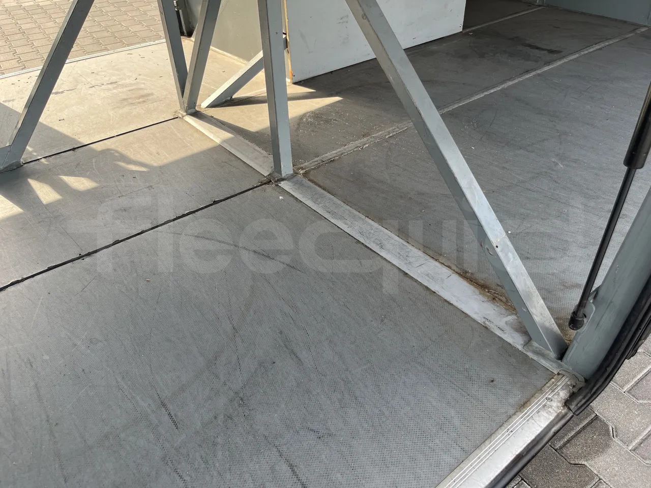 Mercedes-Benz Tourismo - Luggage Under Carpet Photo