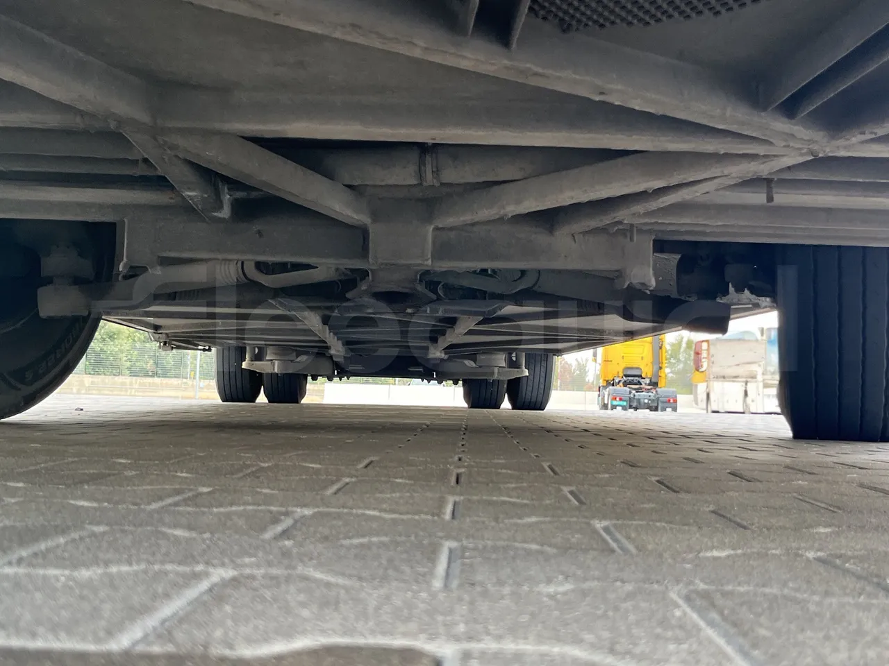 Mercedes-Benz Tourismo - First Axle Central