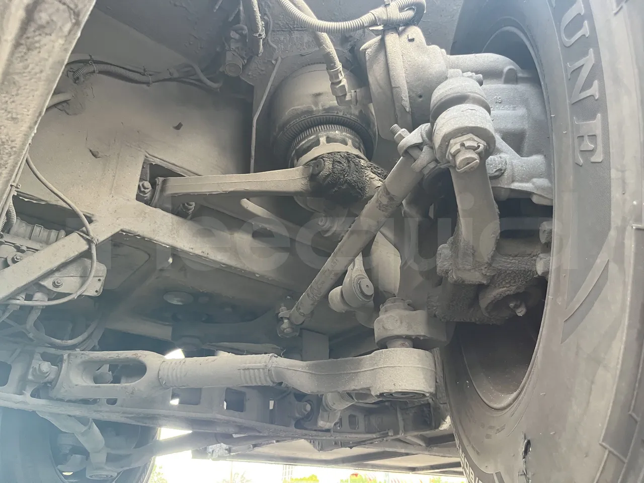 Mercedes-Benz Tourismo - First Axle Left Side