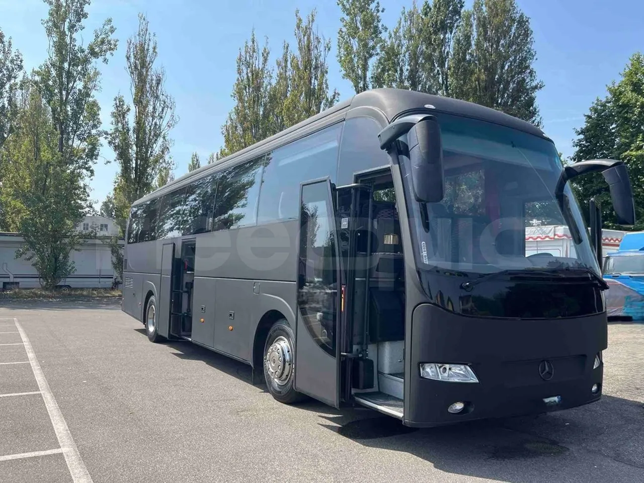Volvo Barbi Genesis - 3/4 right front doors open