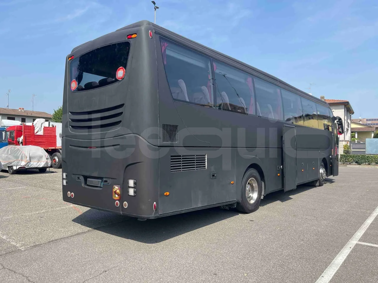 Volvo Barbi Genesis - 3/4 right rear doors open