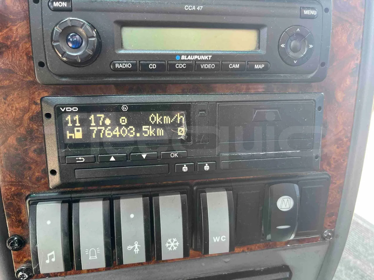 Volvo Barbi Genesis - dashboard lights on