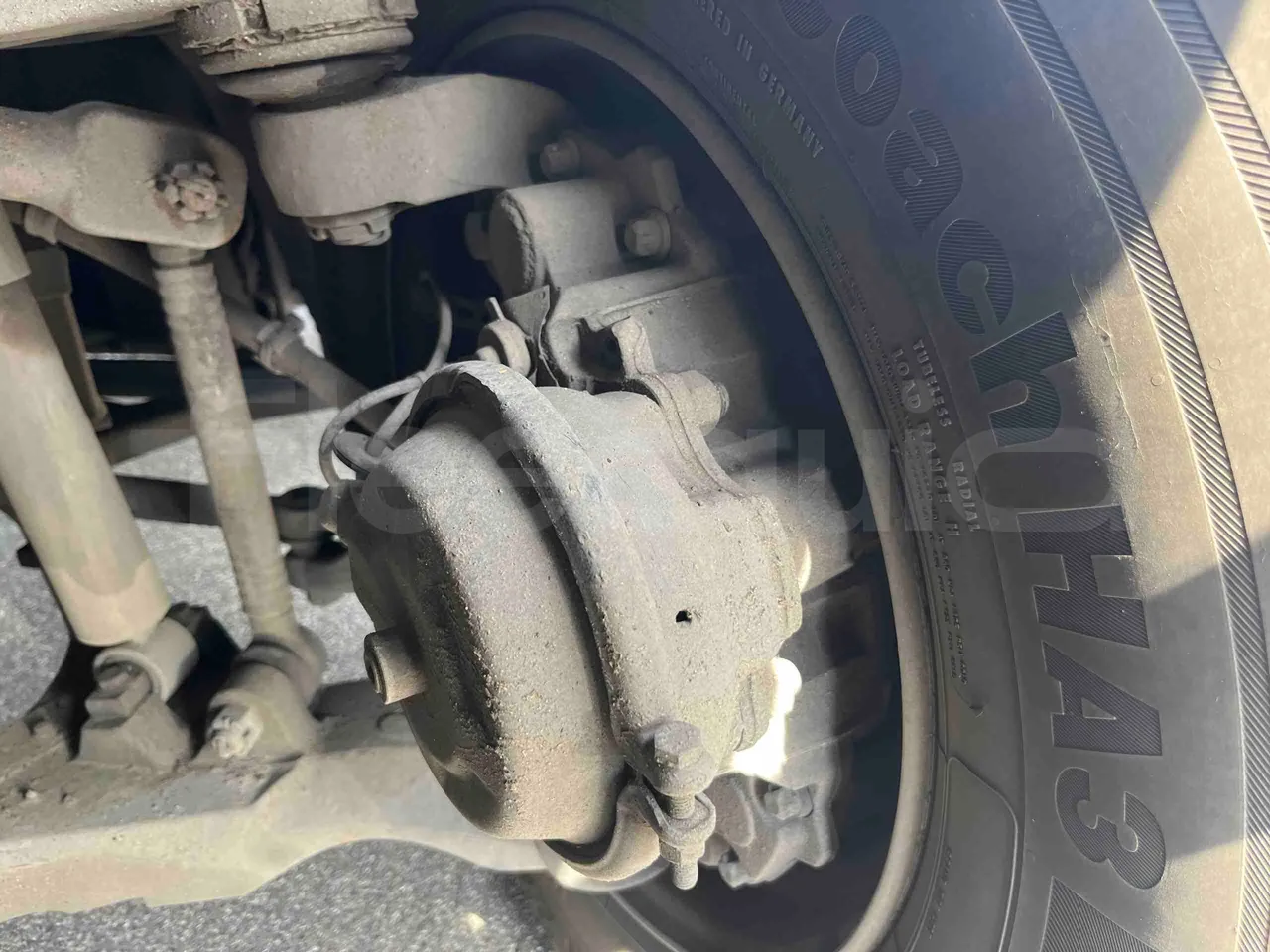 Volvo Barbi Genesis - front brake calipers right
