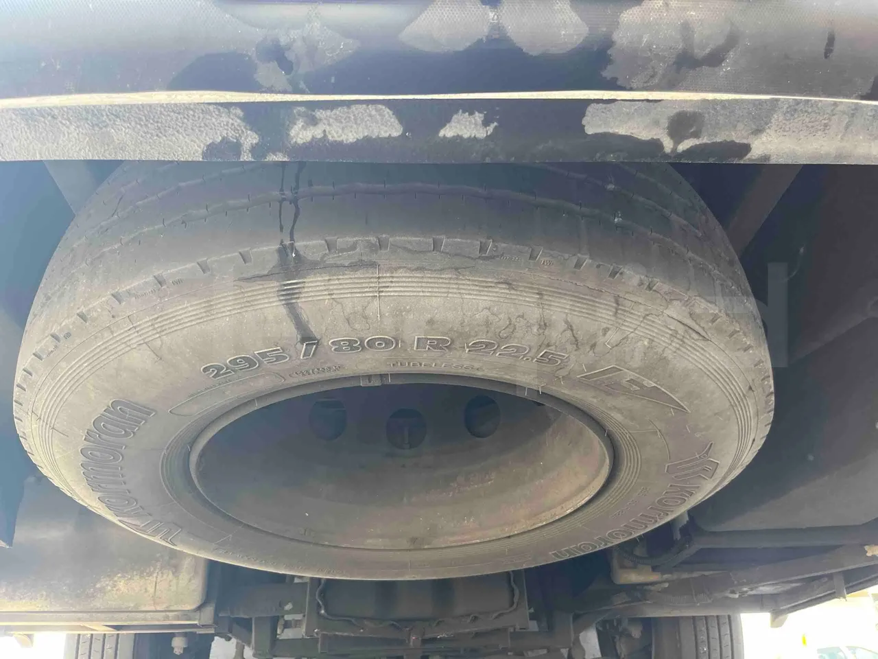 Volvo Barbi Genesis - spare wheel