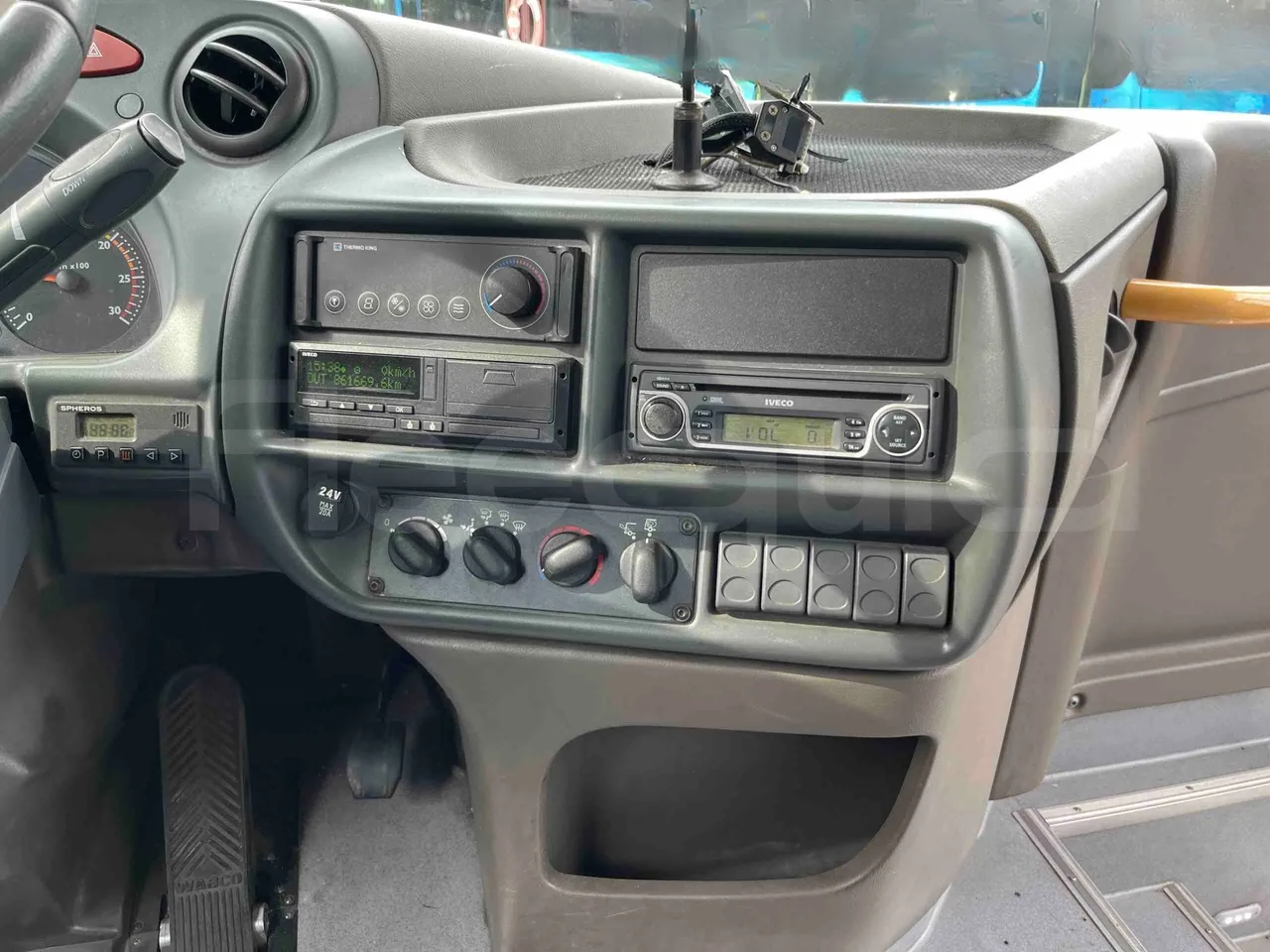 Iveco Crossway SFR160 - Euro5 - 280KW - 11.955mt - onboard devices 1