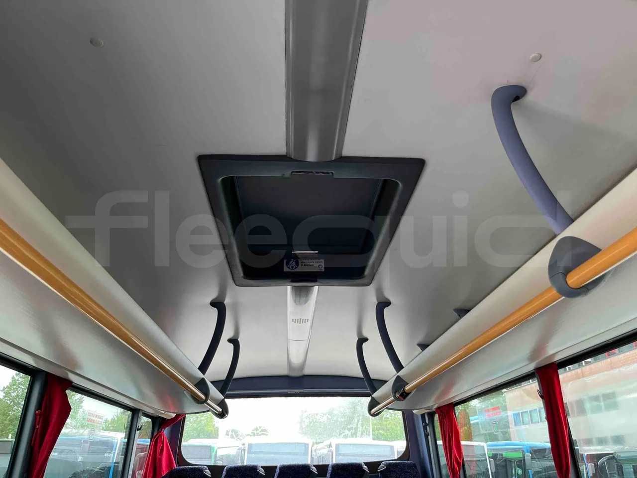Iveco Crossway SFR160 - Euro5 - 280KW - 11.955mt - roof hatch 1