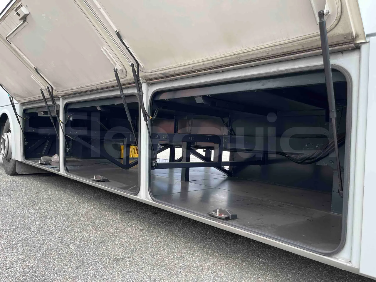 Iveco Crossway SFR160 - Euro5 - 280KW - 11.955mt - internal frame rust check