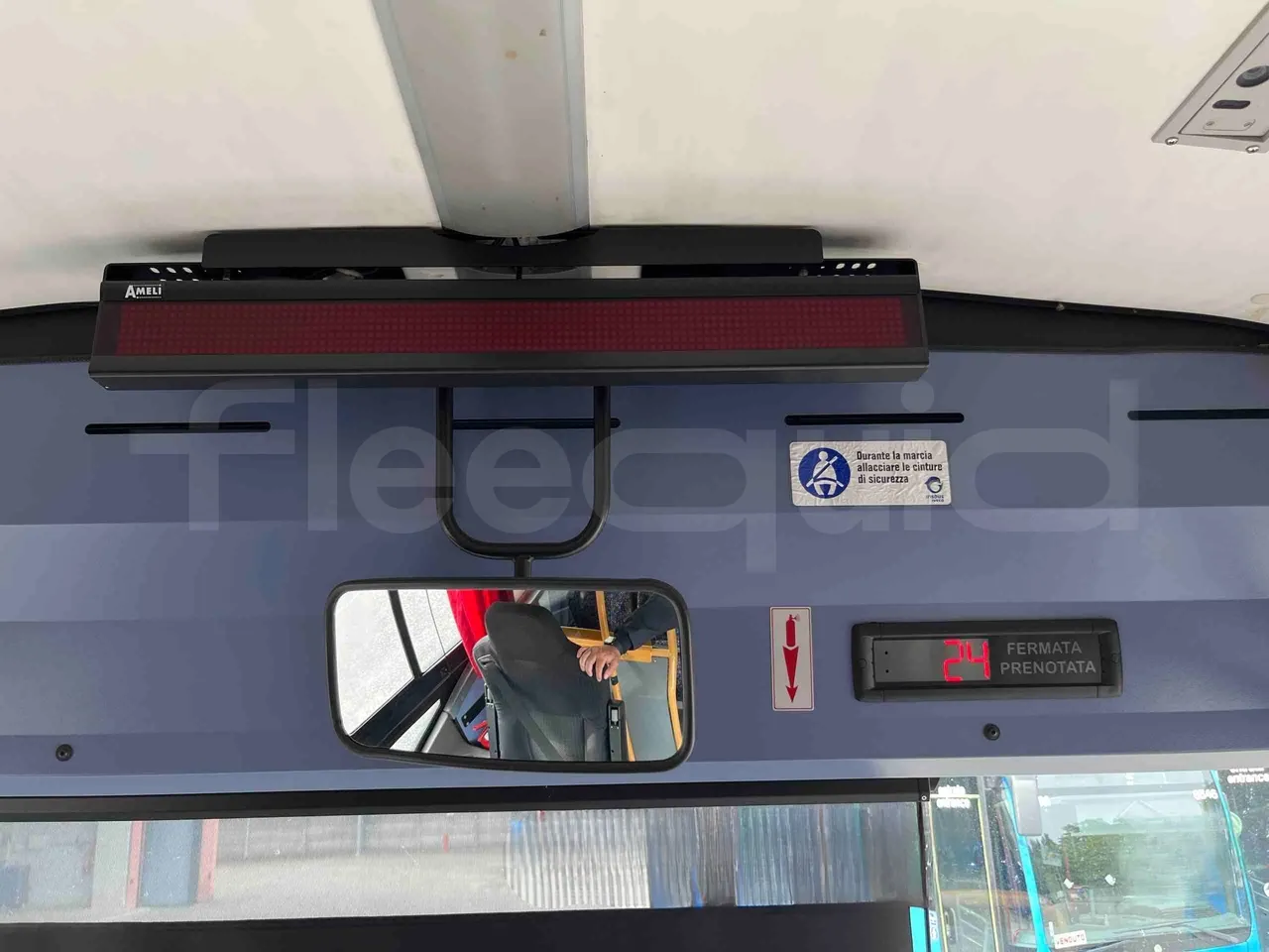 Iveco Crossway SFR160 - Euro5 - 280KW - 11.955mt - hostess seat photo