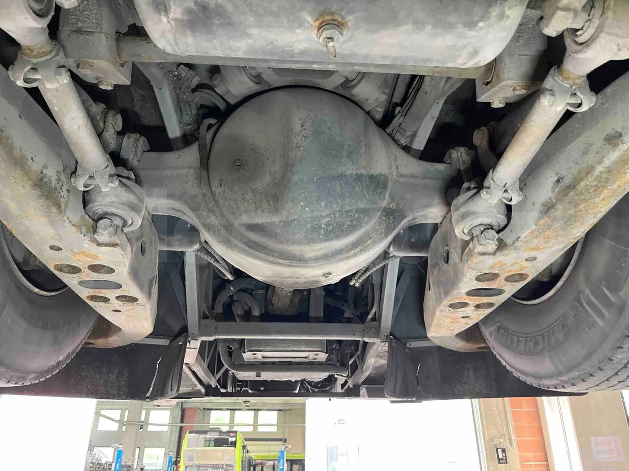 Iveco Crossway SFR160 - Euro5 - 280KW - 11.955mt - axle 3 central