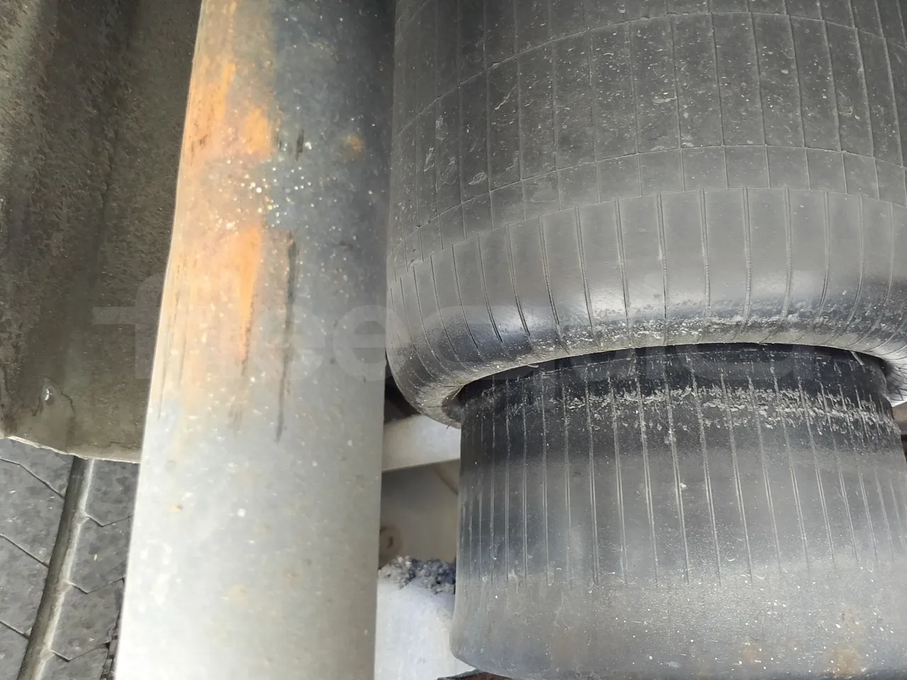 Scania KIB-LIB K124IB - EUR3 - 309kW - 13.752m - axel 2 air springs 1 right
