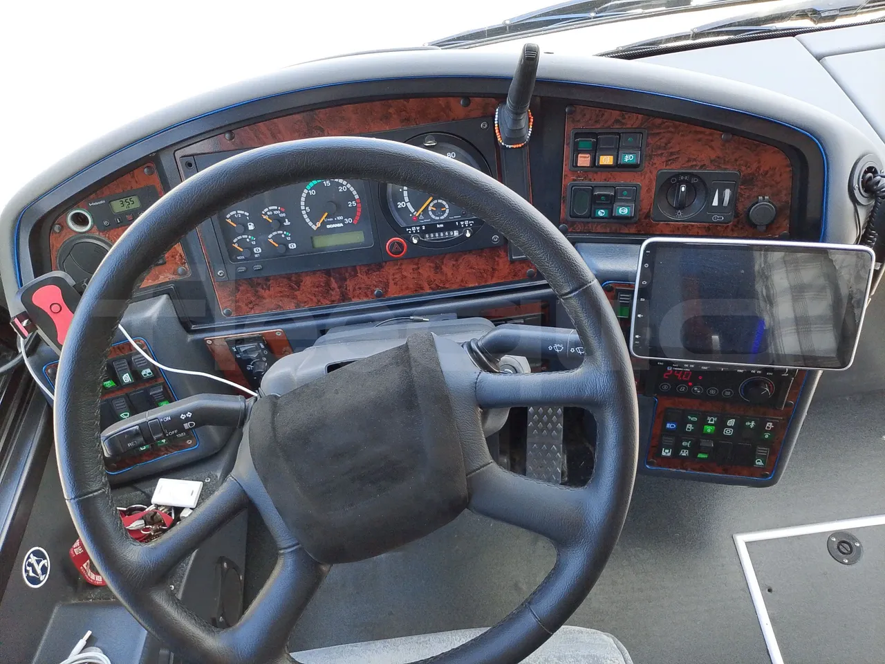 Scania KIB-LIB K124IB - EUR3 - 309kW - 13.752m - onboard devices 3