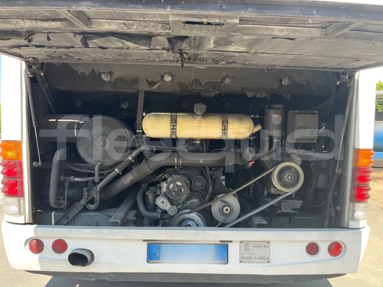 Scania KIB-LIB K124IB - EUR3 - 309kW - 13.752m - rear hatch open (mandatory for bus to scrap)