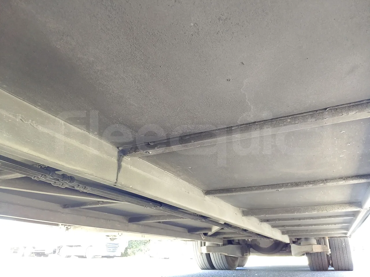Scania KIB-LIB K124IB - EUR3 - 309kW - 13.752m - central undercarriage photo
