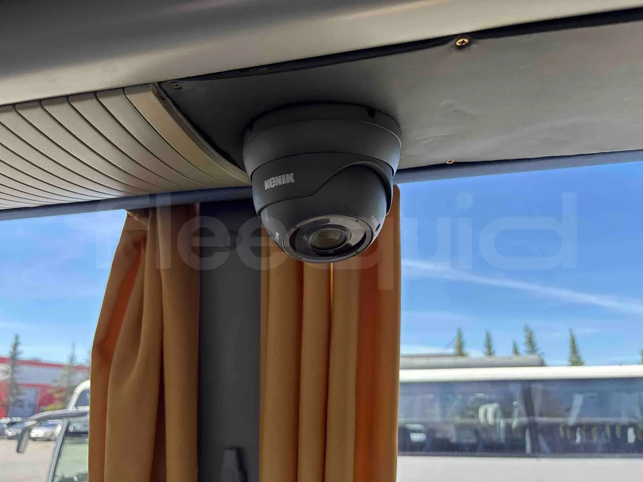 Man Lion's Coach B.2007 - EUR5 - 294kW - 12.000m - camera accessories photo