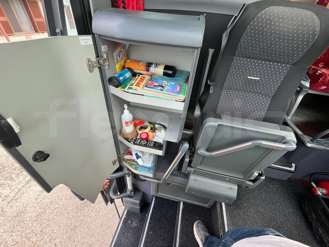 Setra S415 HD - EUR5 - 315kW - 12.2m - buttons panels on (mandatory for bus to scrap)