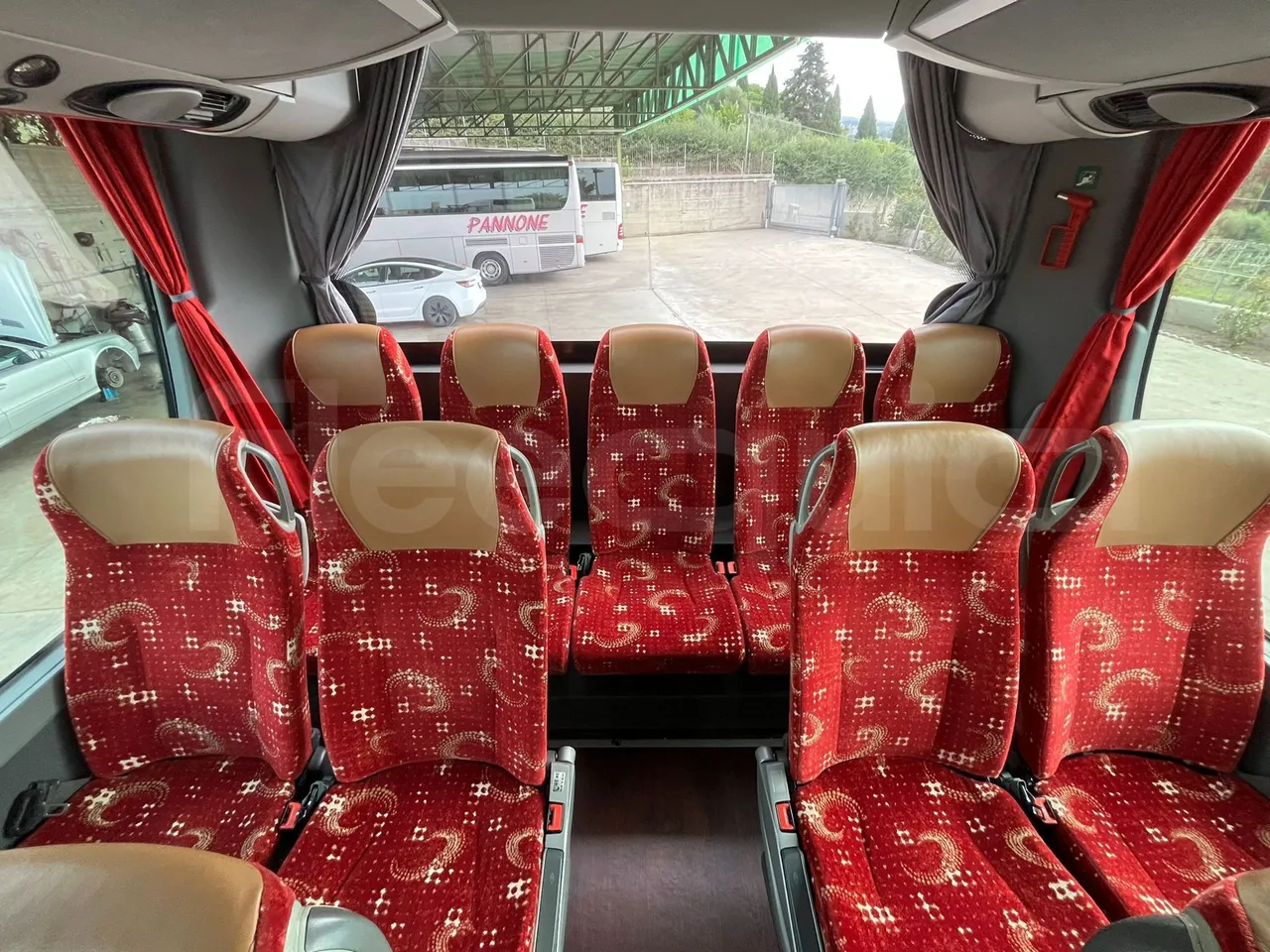 Setra S415 HD - EUR5 - 315kW - 12.2m - turntable internal (18m)