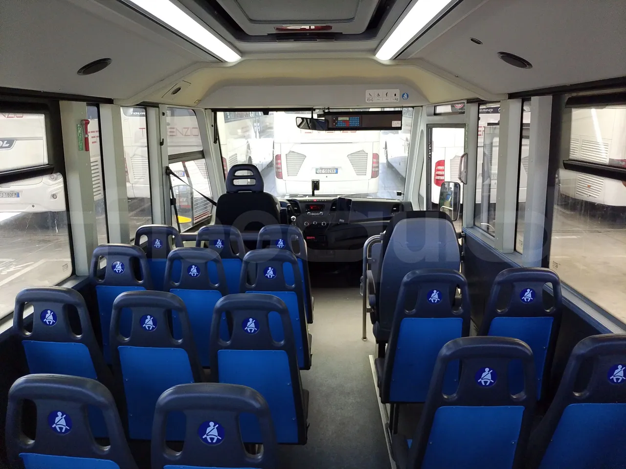Iveco Indcar WGIVMY11 MOBI SCUOLABUS - EUR6 - 100Kw - 8,592m - forward view all seats last row height