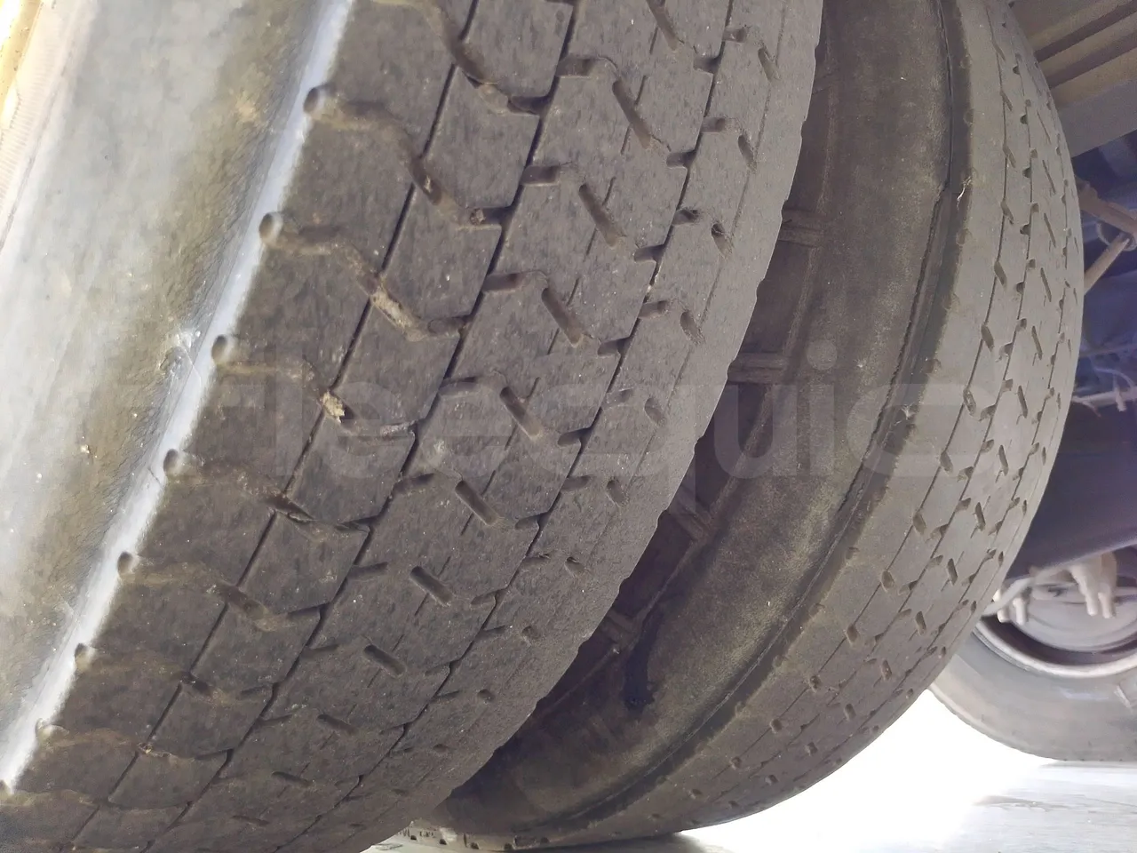 Iveco Indcar WGIVMY11 MOBI SCUOLABUS - EUR6 - 100Kw - 8,592m - tread condition front tires left