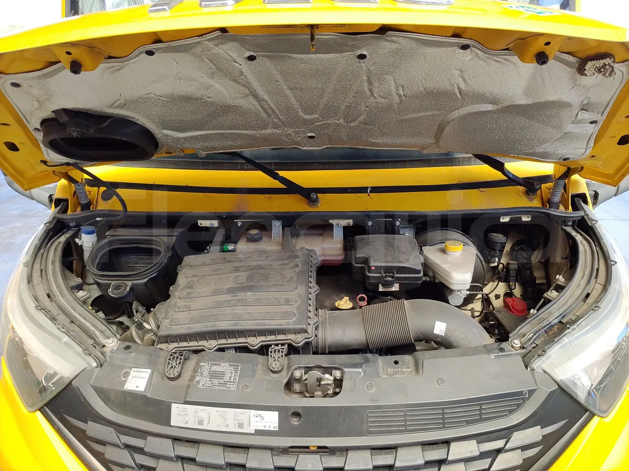 Iveco Indcar WGIVMY11 MOBI SCUOLABUS - EUR6 - 100Kw - 8,592m - rear hatch open (mandatory for bus to scrap)