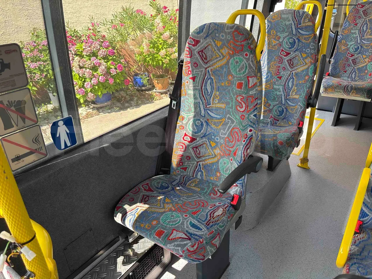 Mercedes-Benz Sprinter - single seat detail