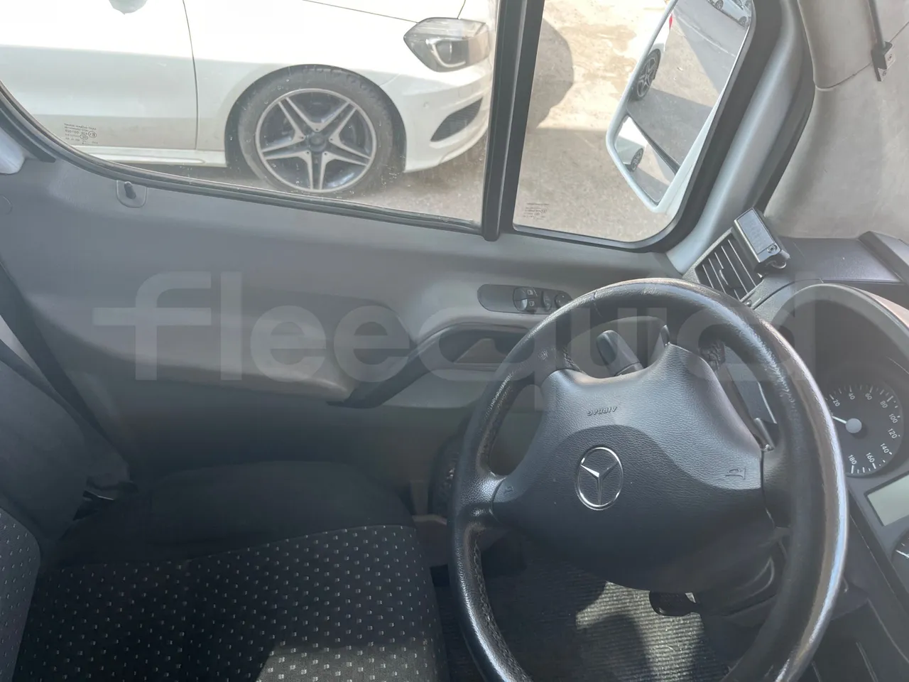 Mercedes-Benz Sprinter 518CDI - EUR4 - 135kW - 7.543m - onboard devices 3