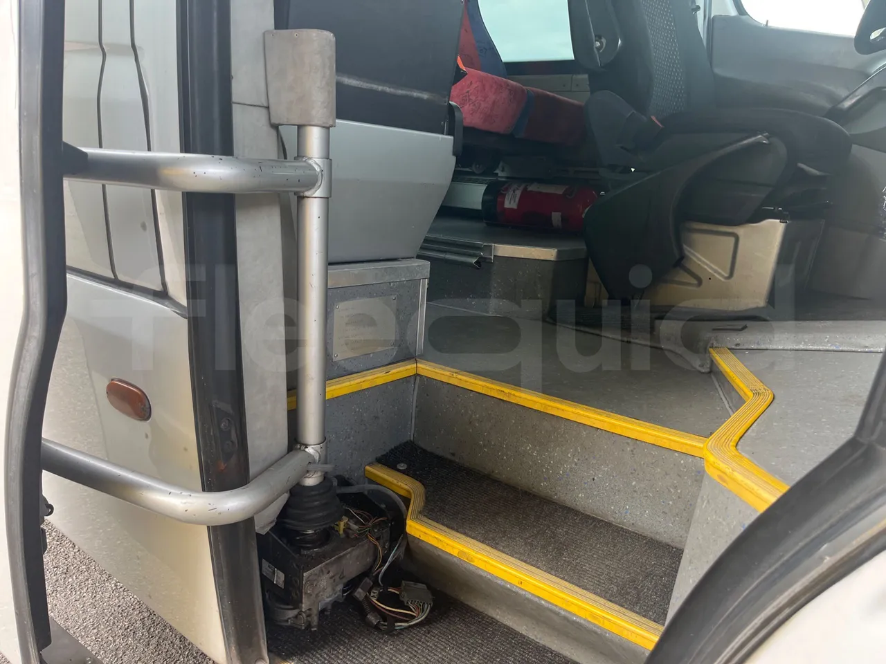 Mercedes-Benz Sprinter 518CDI - EUR4 - 135kW - 7.543m - door mechanism photo