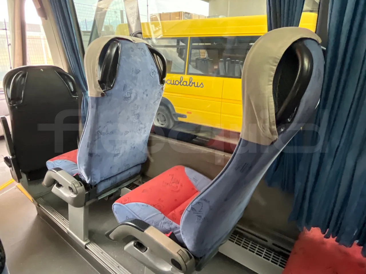 Mercedes-Benz Sprinter 518CDI - EUR4 - 135kW - 7.543m - folding seat photo