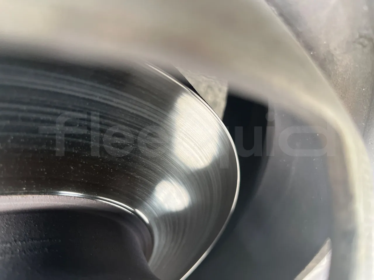 Mercedes-Benz Sprinter 518CDI - EUR4 - 135kW - 7.543m - front discs left