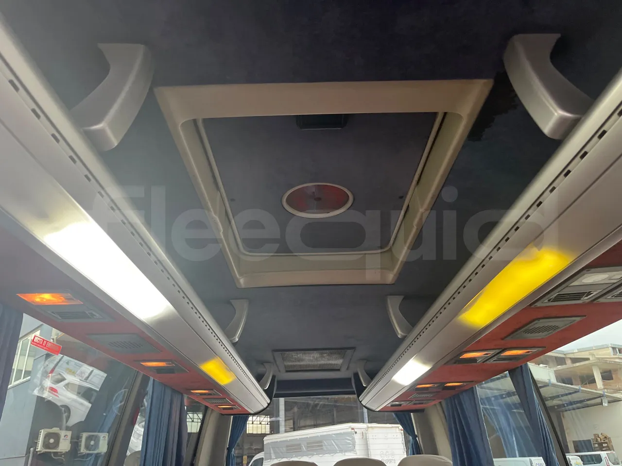 Mercedes-Benz Sprinter 518CDI - EUR4 - 135kW - 7.543m - roof hatch 1