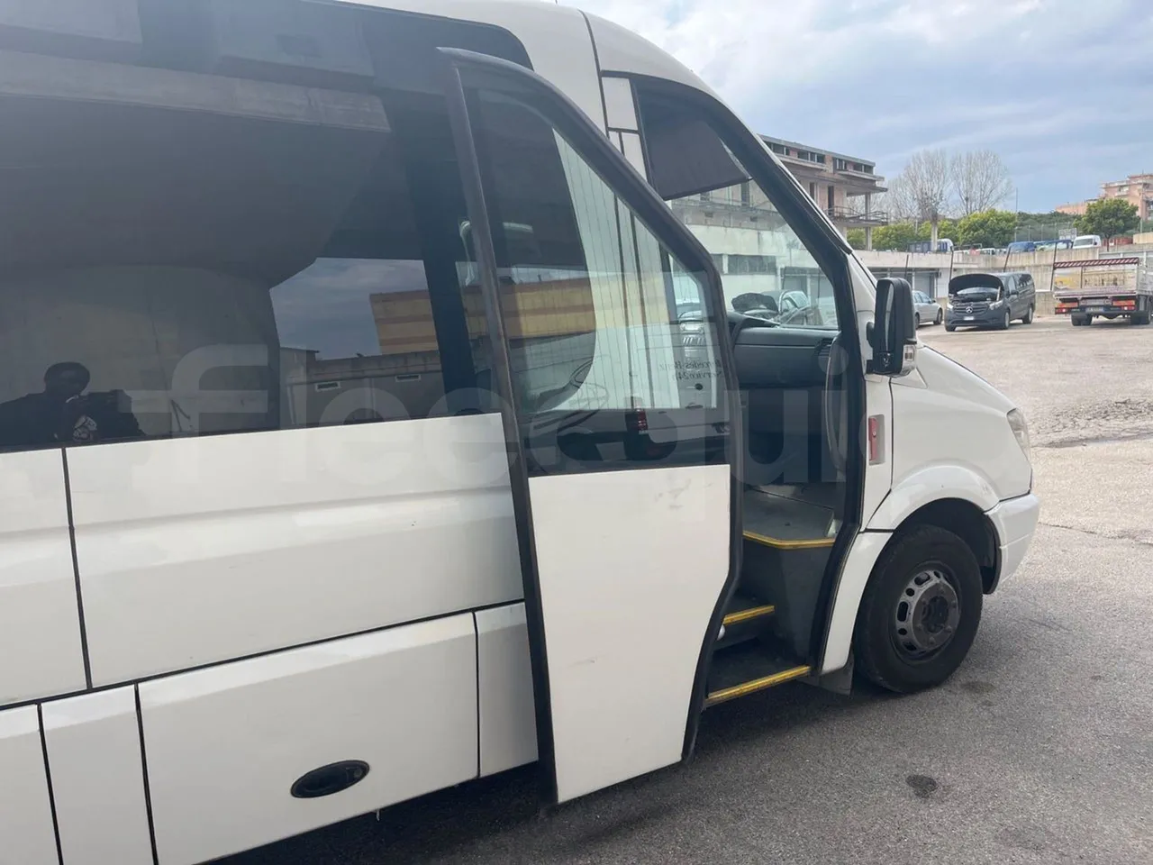 Mercedes-Benz Sprinter 518CDI - EUR4 - 135kW - 7.543m - platform open photo