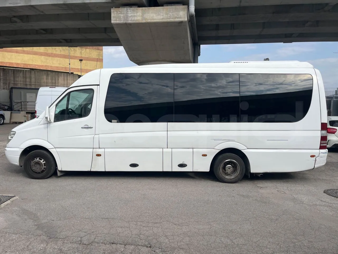 Mercedes-Benz Sprinter 518CDI - EUR4 - 135kW - 7.543m - left side photo