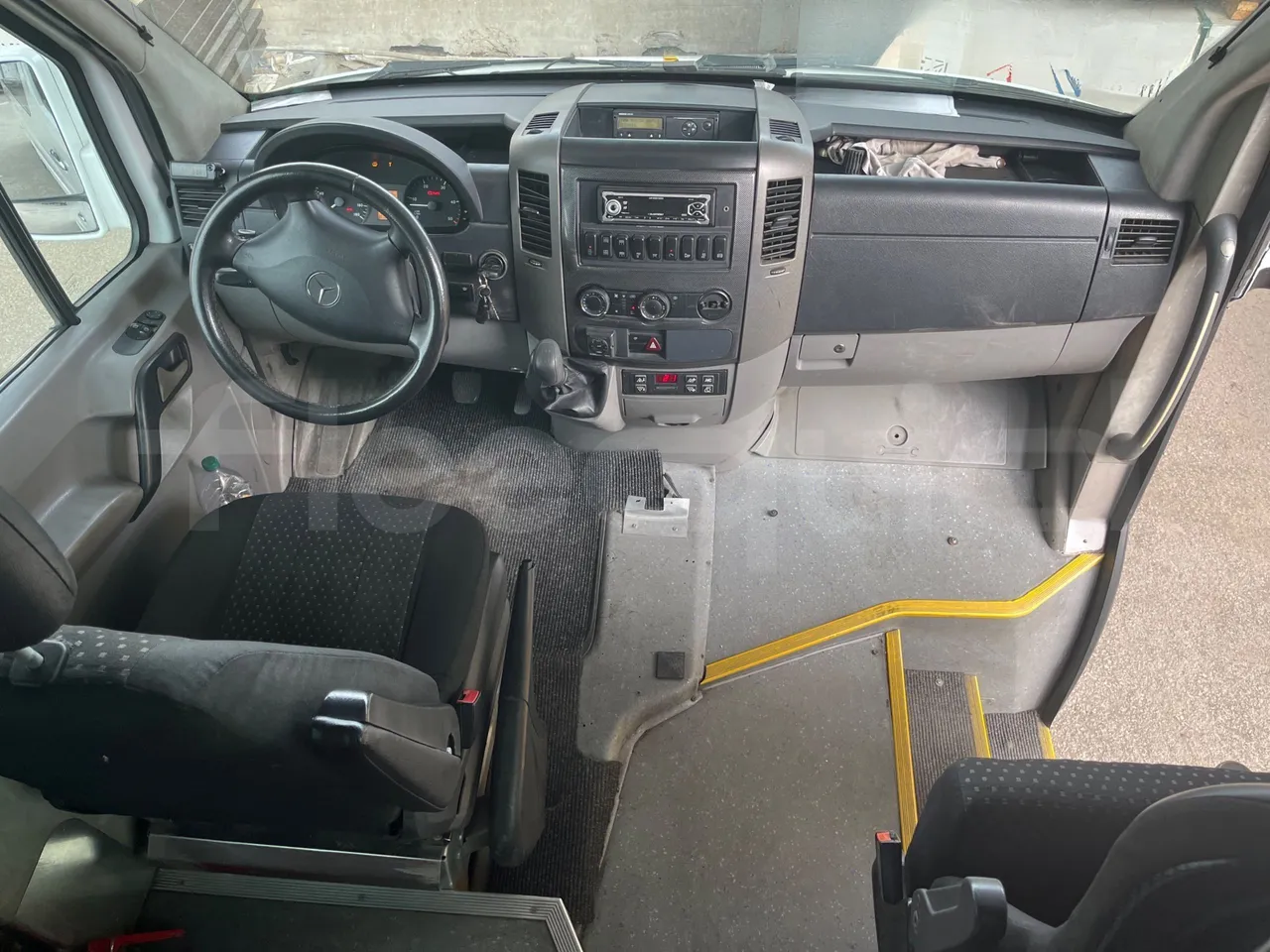 Mercedes-Benz Sprinter 518CDI - EUR4 - 135kW - 7.543m - Tachograph