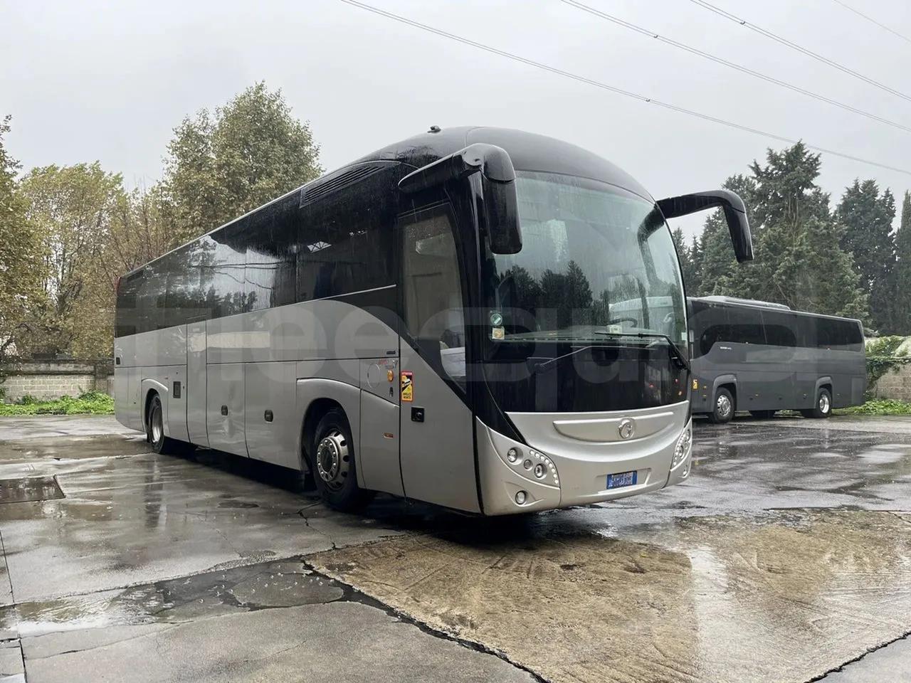 Iveco Magelys 5FR210 - Euro 5 - 331 kW - 12.254 mt - Base cover photo