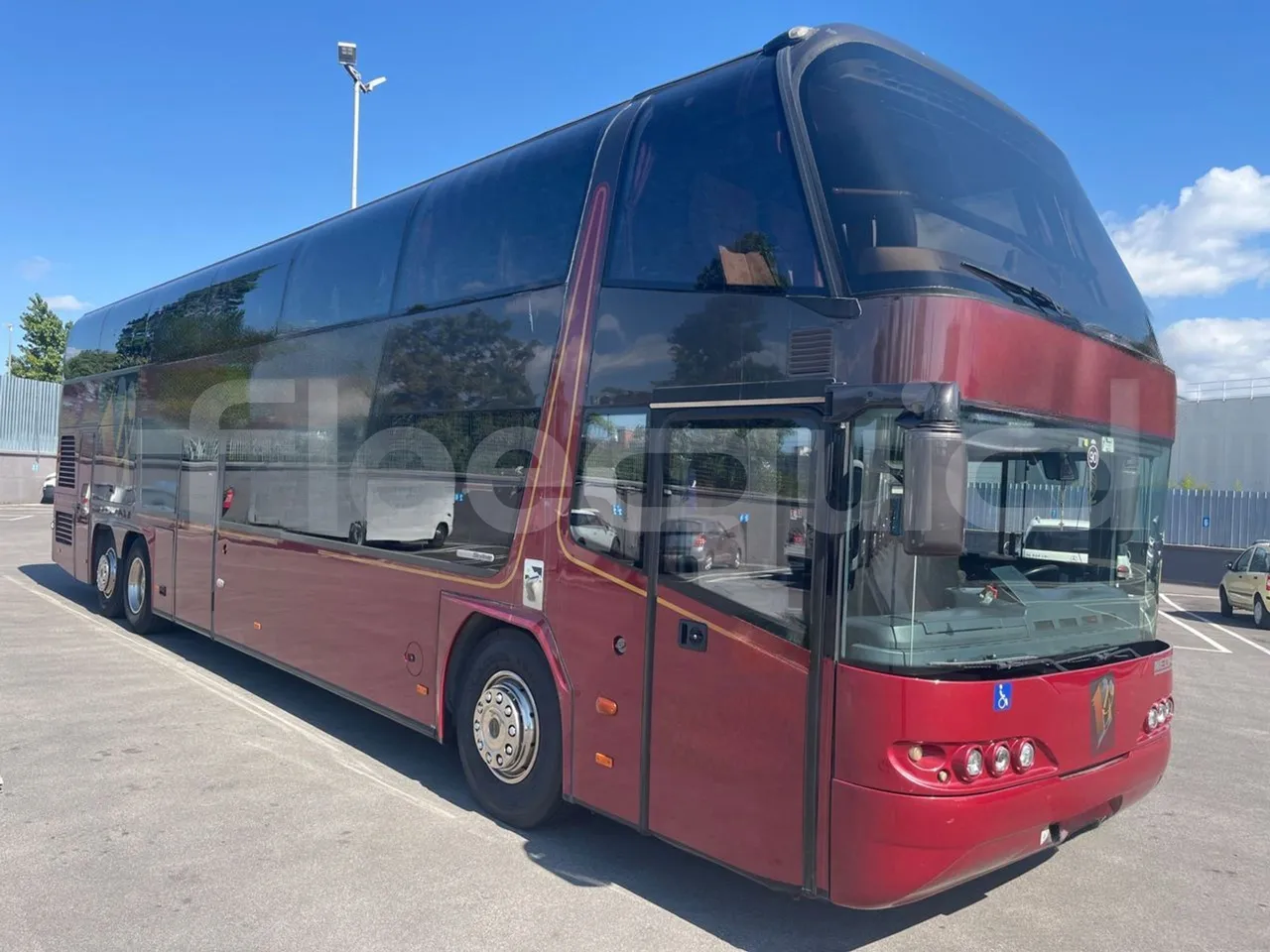 Neoplan 1122/3 L -EUR3 -390kW -13.79m - Base cover photo