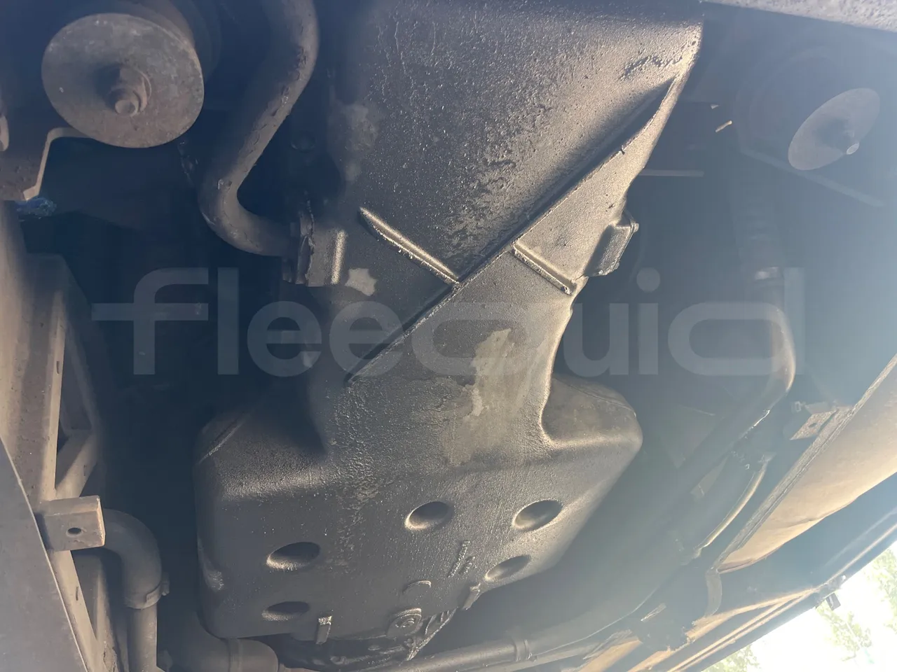 Neoplan 1122/3 L -EUR3 -390kW -13.79m - engine without protection