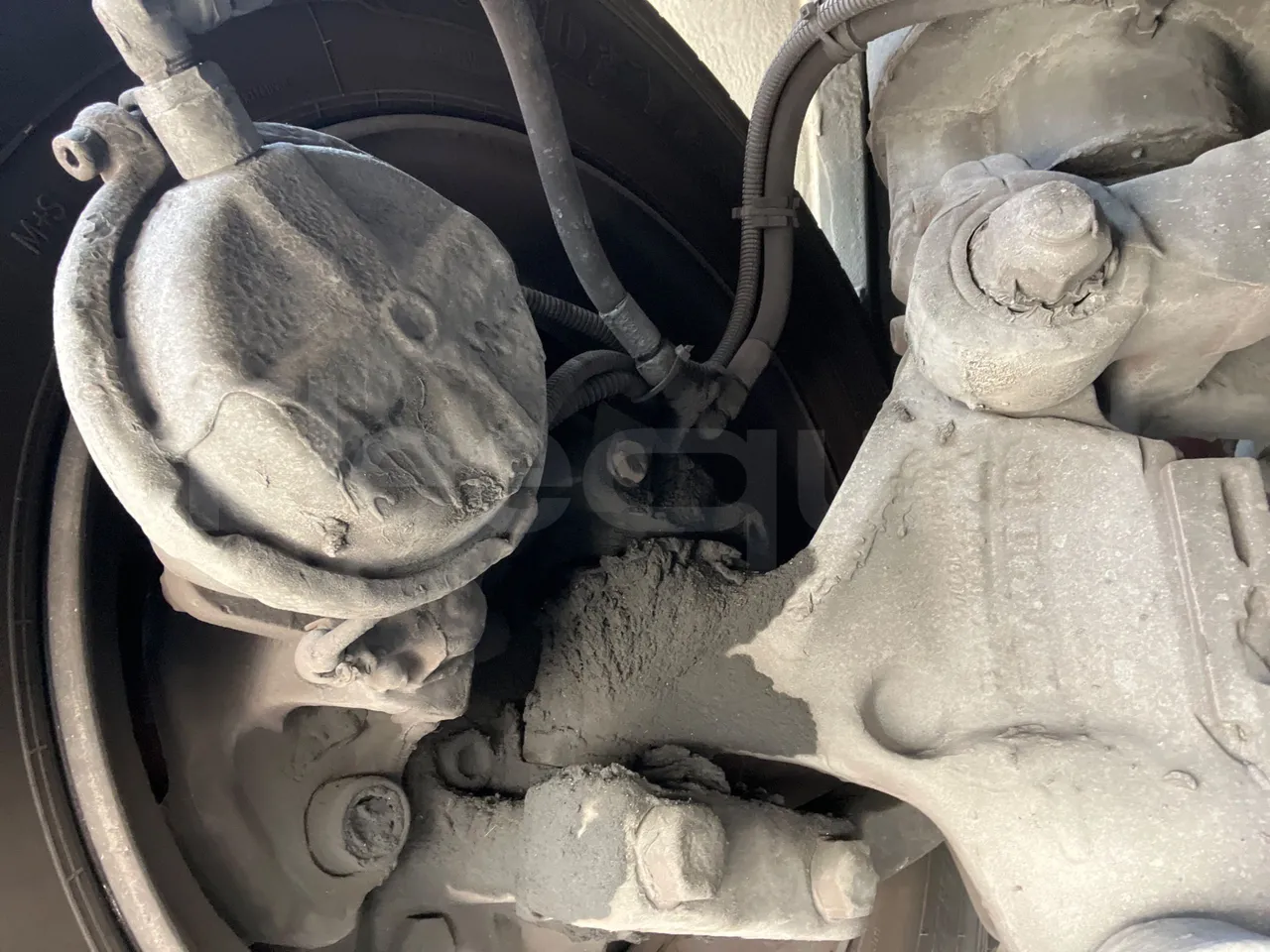 Neoplan 1122/3 L -EUR3 -390kW -13.79m - front brake calipers right