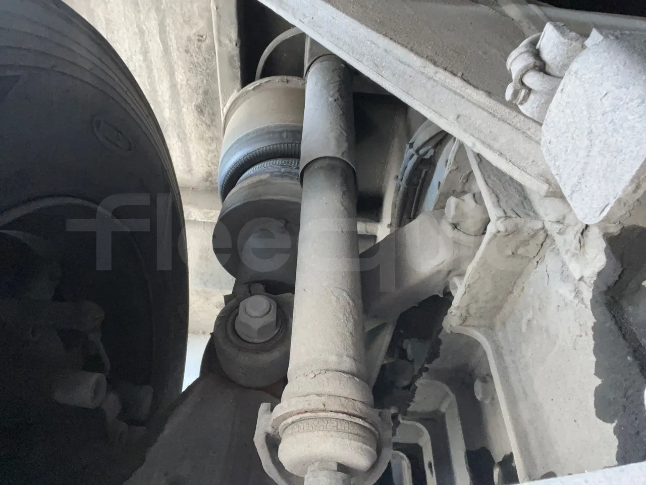 Neoplan 1122/3 L -EUR3 -390kW -13.79m - axle 3 air springs 1 left
