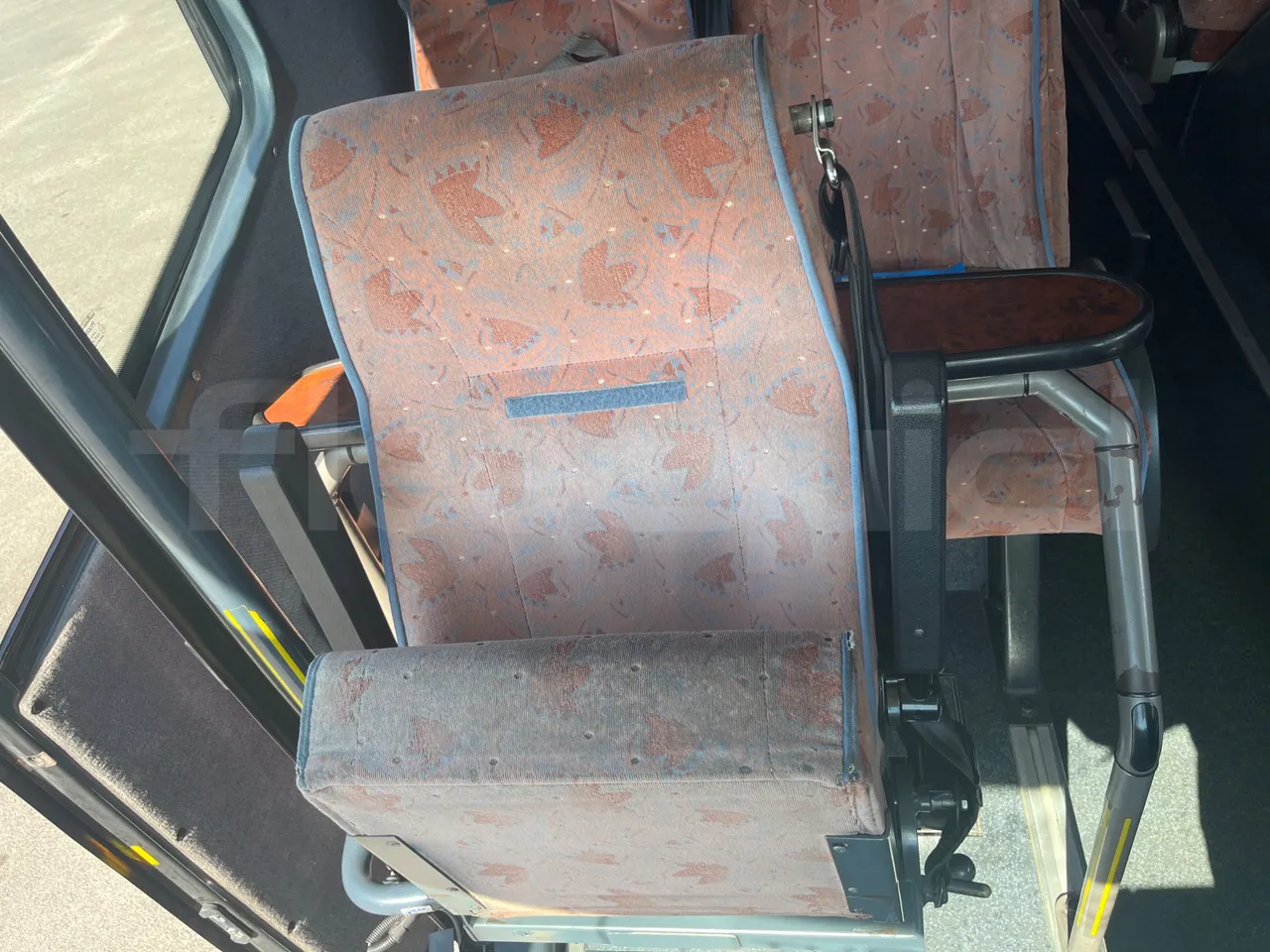Neoplan 1122/3 L -EUR3 -390kW -13.79m - hostess seat photo