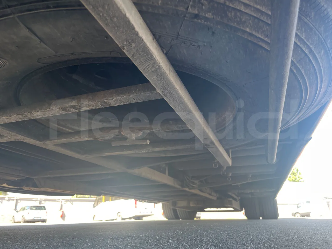 Neoplan 1122/3 L -EUR3 -390kW -13.79m - central undercarriage photo