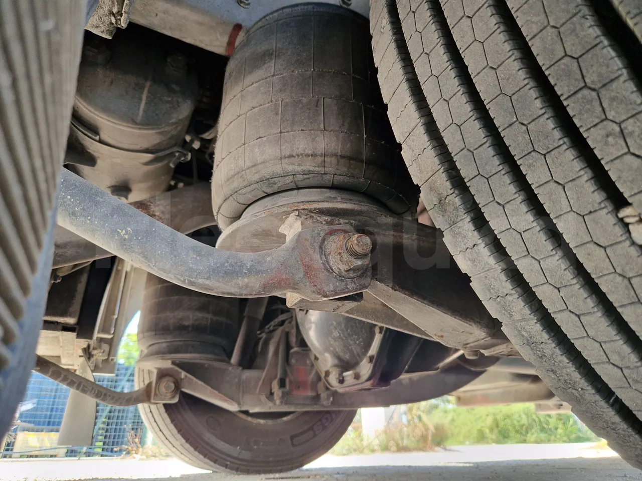 Iveco Mago2 A1AF11B/ Euro 3 - 154 Kw - 8,850 Mt - axel 2 air springs 1 right